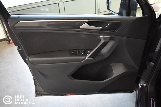 VOLKSWAGEN Tiguan 2.0 TDI SCR DSG Advanced BlueMotion Technology